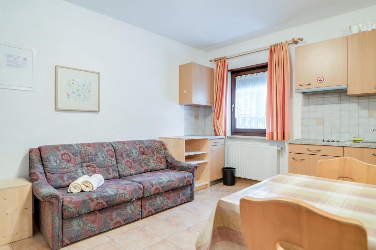 Apparthotel Feldhof - Living And Bistro Нова-Поненте Экстерьер фото
